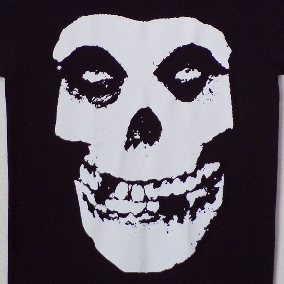 New "Misfits Fiend Face" Unisex Silkscreen T-Shirt. Available Small–3XL - Picture 2 of 2